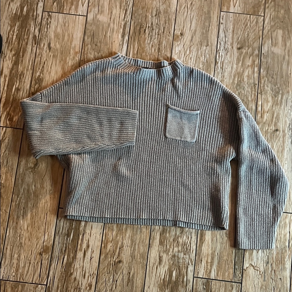 Elegant Gray Women's Ribbed Sweater